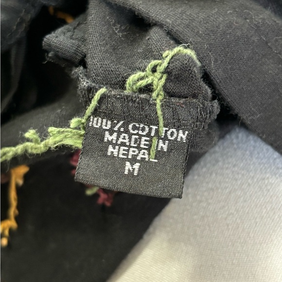 Zig Zag Asian Collection Women M Embroidered Wrap Tank Top - Picture 5 of 5